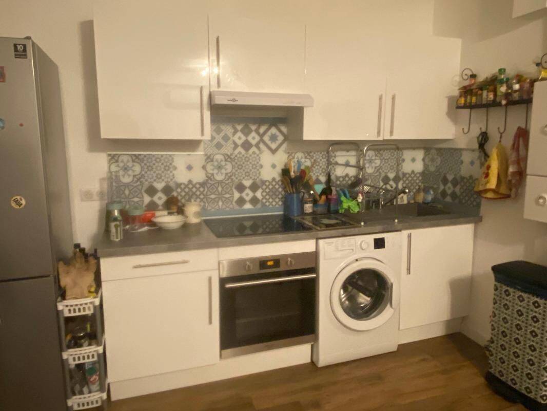 Appartement 3 pièces 47 m² · à Le Beausset · 47 m² · 764 €/mois