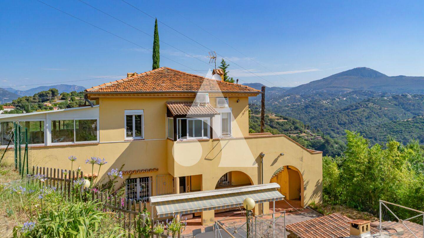 Maison 6 pièces 228 m² · à Nice · 228 m² · 849 000 €