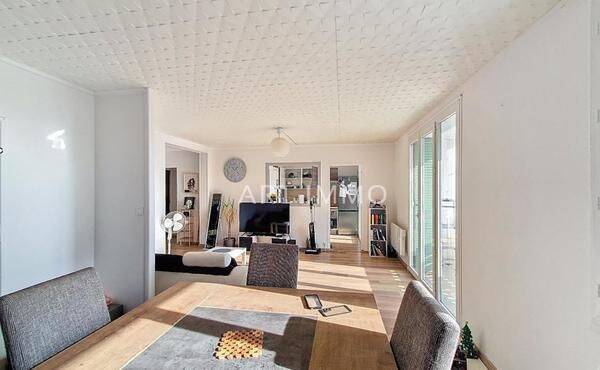 Appartement 3 pièces 47 m² · à Le Pontet · 47 m² · 720 €