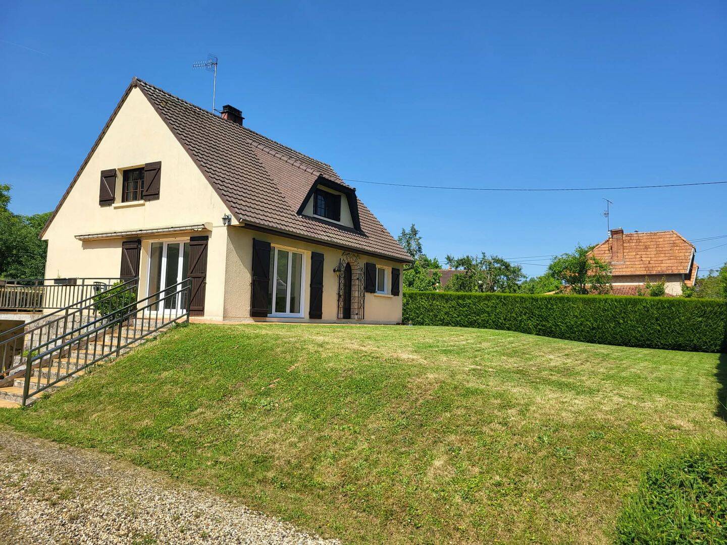 Maison 5 pièces 125 m² · à Cuisy-en-Almont · 125 m² · 200 000 €