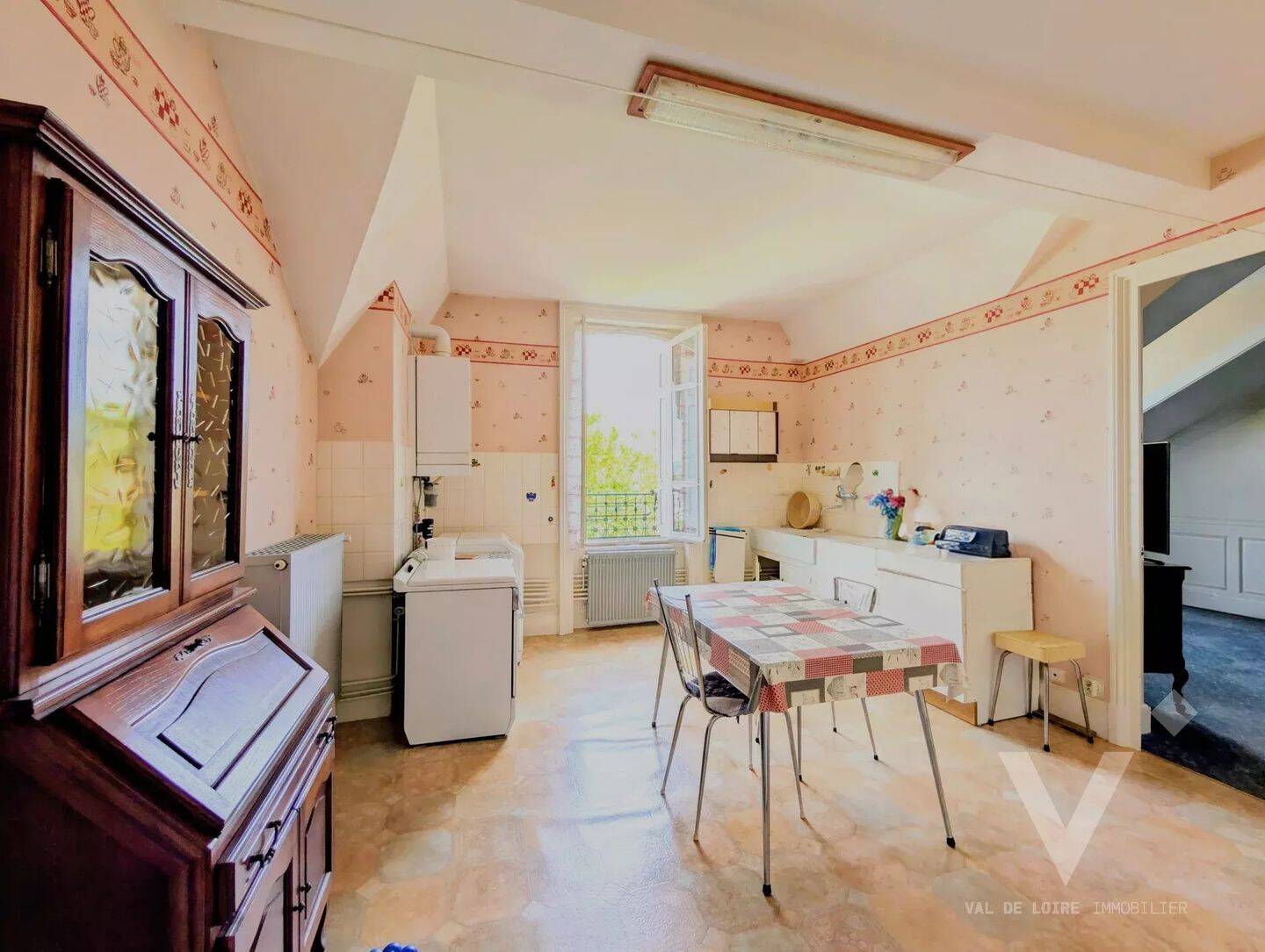 Appartement 3 pièces 70 m² · à Saint-Étienne · 69,7 m² · 74 000 €