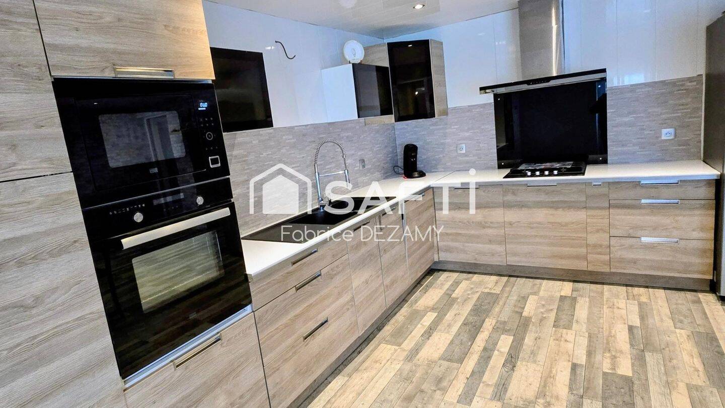 Maison 6 pièces 133 m² · à Moreilles · 133 m² · 198 000 €