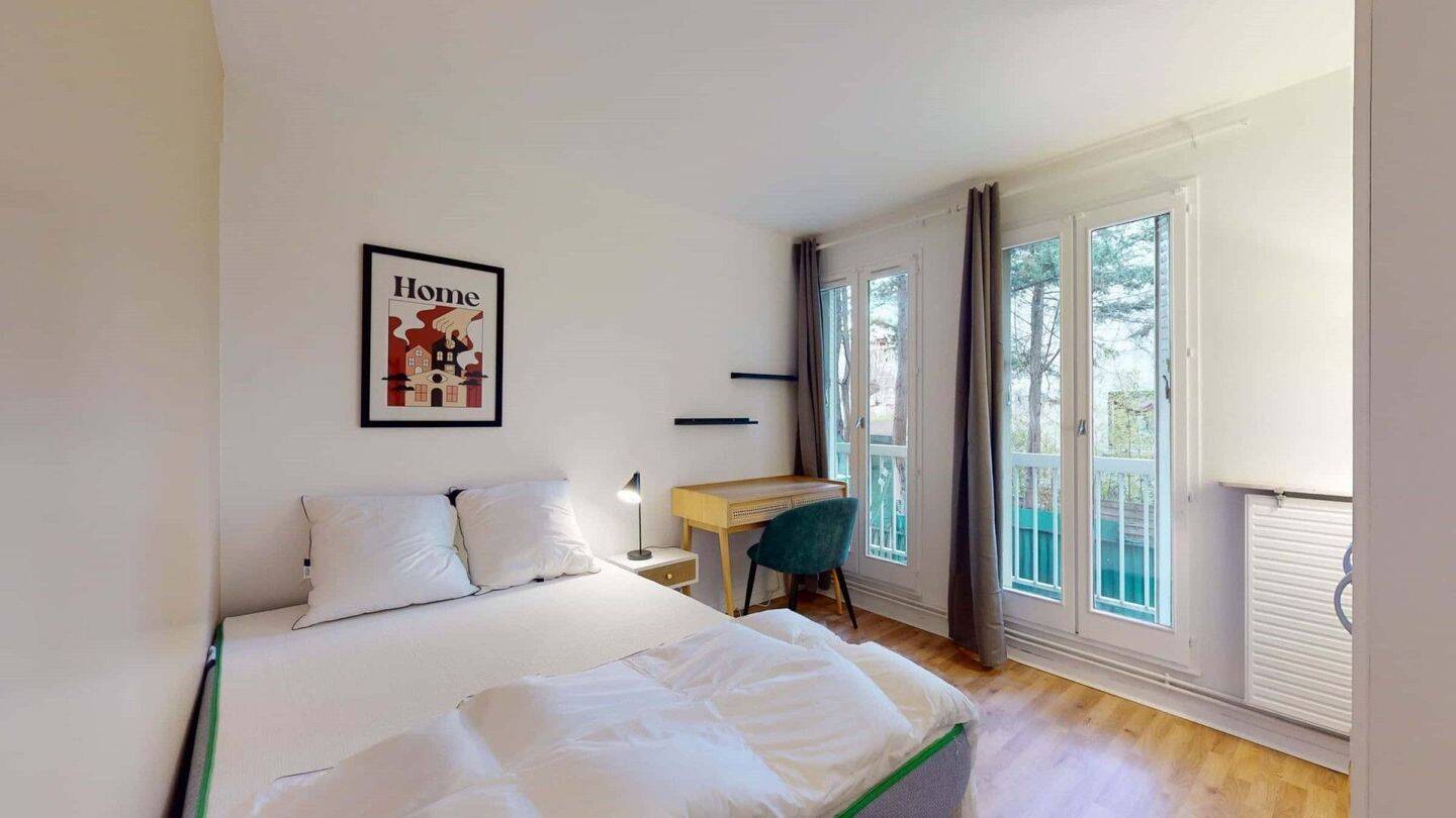1 pièce 15 m² · à Gennevilliers · 15 m² · 786 €
