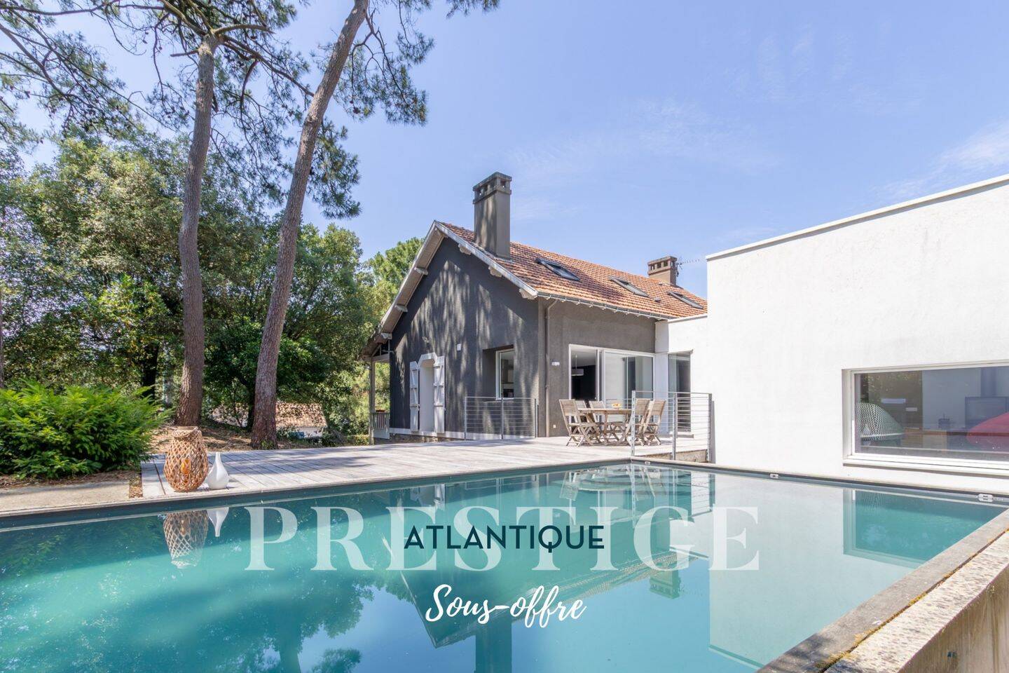 Maison 8 pièces 205 m² · à Saint-Michel-Chef-Chef · 205 m² · 850 000 €
