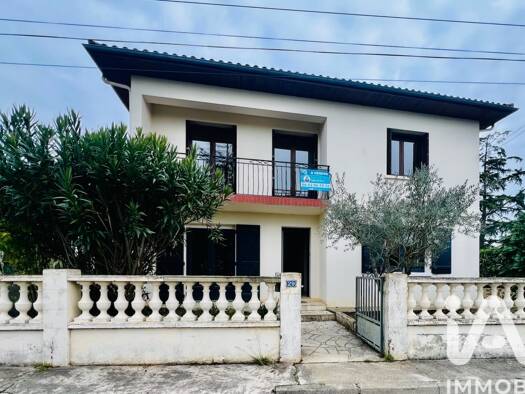 Maison à vendre 155 000 € 7 pièces 4 chambres 128 m² 605 m² de terrain Valence 82400