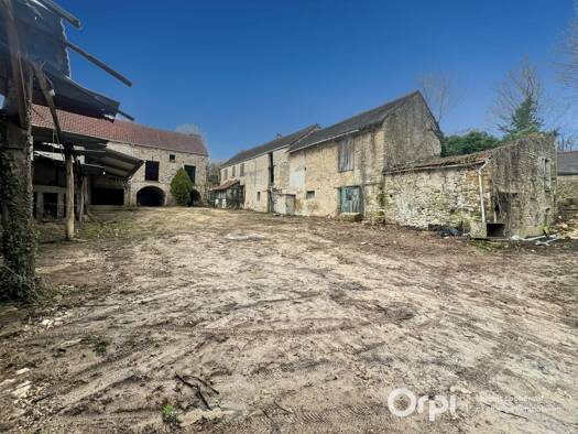 Ferme à vendre 419 000 € 6 pièces 4 chambres 100 m² 2 546 m² de terrain Condécourt 95450