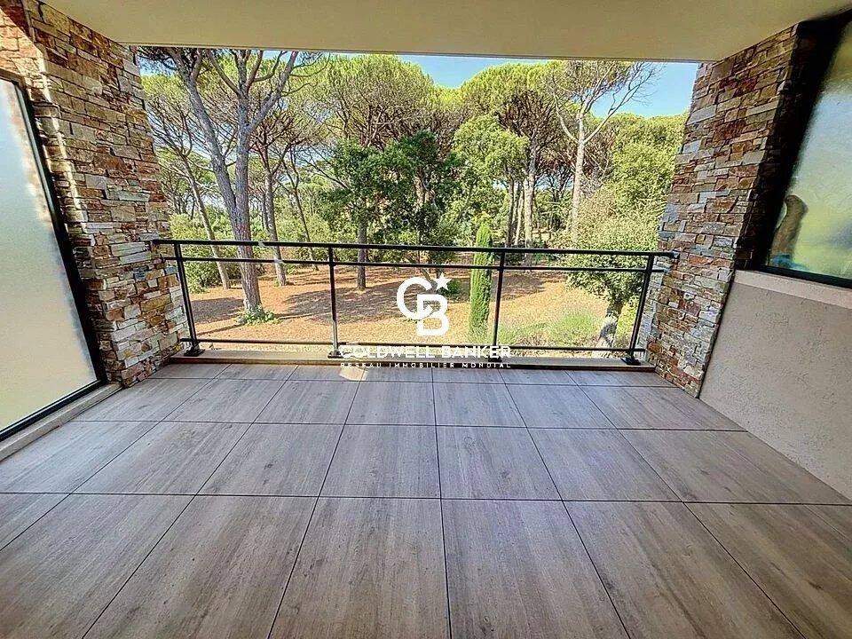 Appartement 2 pièces 58 m² · à Saint-Raphaël · 58 m² · 349 000 €