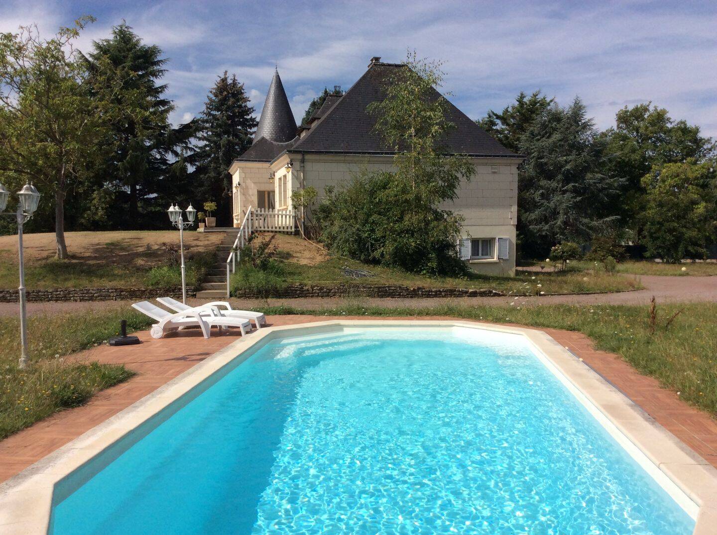 Maison 9 pièces 282 m² · à Loire-Authion · 282 m² · 640 500 €