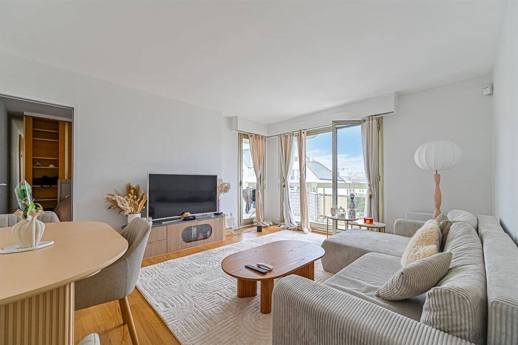 Appartement 2 pièces 56 m² · à Courbevoie · 56 m² · 223 000 €