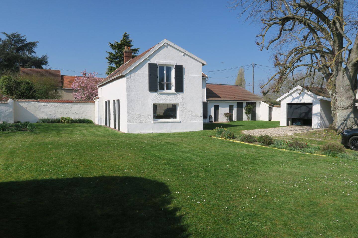 Maison 5 pièces 130 m² · à Bréval · 130 m² · 383 250 €