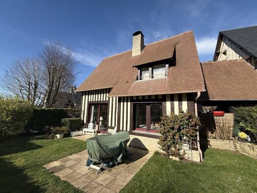 Maison à vendre 467 000 € 4 pièces 2 chambres 66,3 m² 76 m² de terrain Tourgéville 14800