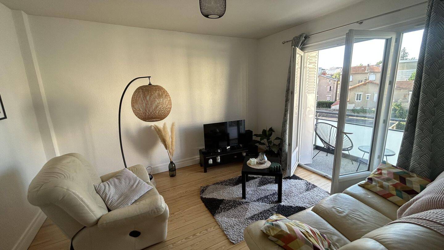 Appartement 4 pièces 68 m² · à Clermont-Ferrand · 67,7 m² · 860 €/mois