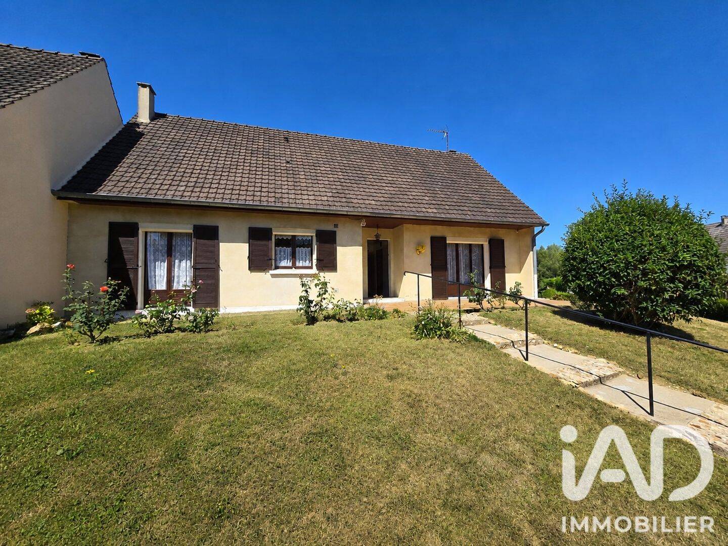 Maison 4 pièces 87 m² · à Étampes-sur-Marne · 87 m² · 220 000 €