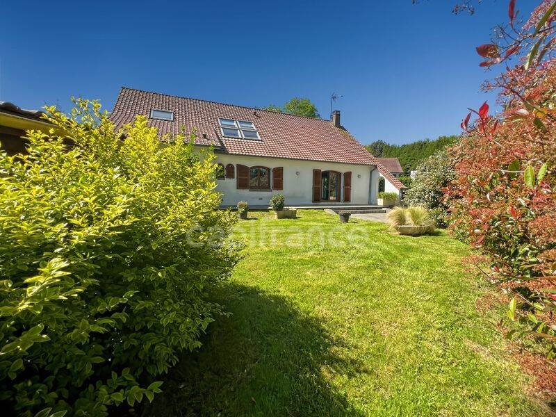 Maison 7 pièces 172 m² · à Echinghen · 172 m² · 429 000 €
