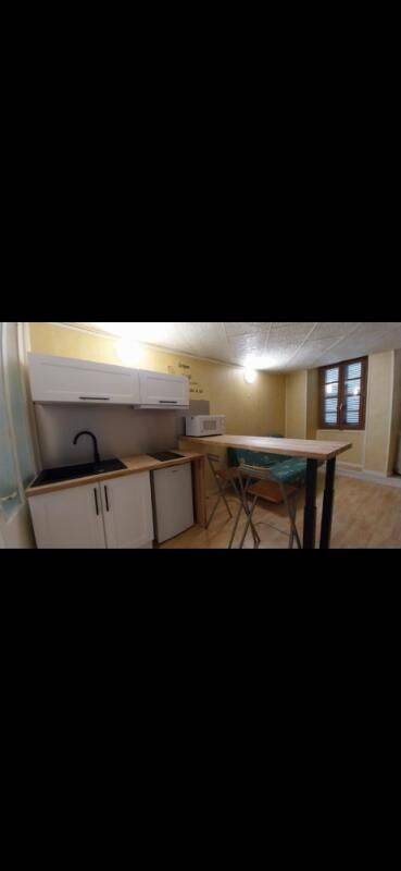 Appartement 1 pièce 20 m² · à Tulle · 20 m² · 400 €