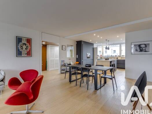 Appartement à vendre 335 000 € 4 pièces 2 chambres 98 m² Étage 3/5 Saint Maurice-Pellevoisin Lille 59000