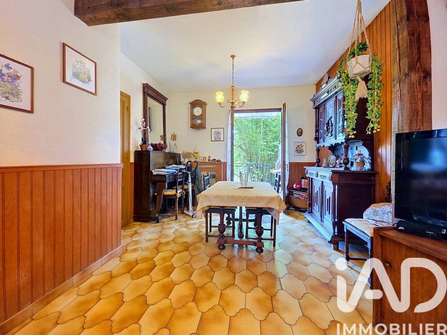Maison 5 pièces 93 m² · à Les Pavillons-sous-Bois · 93 m² · 269 000 €