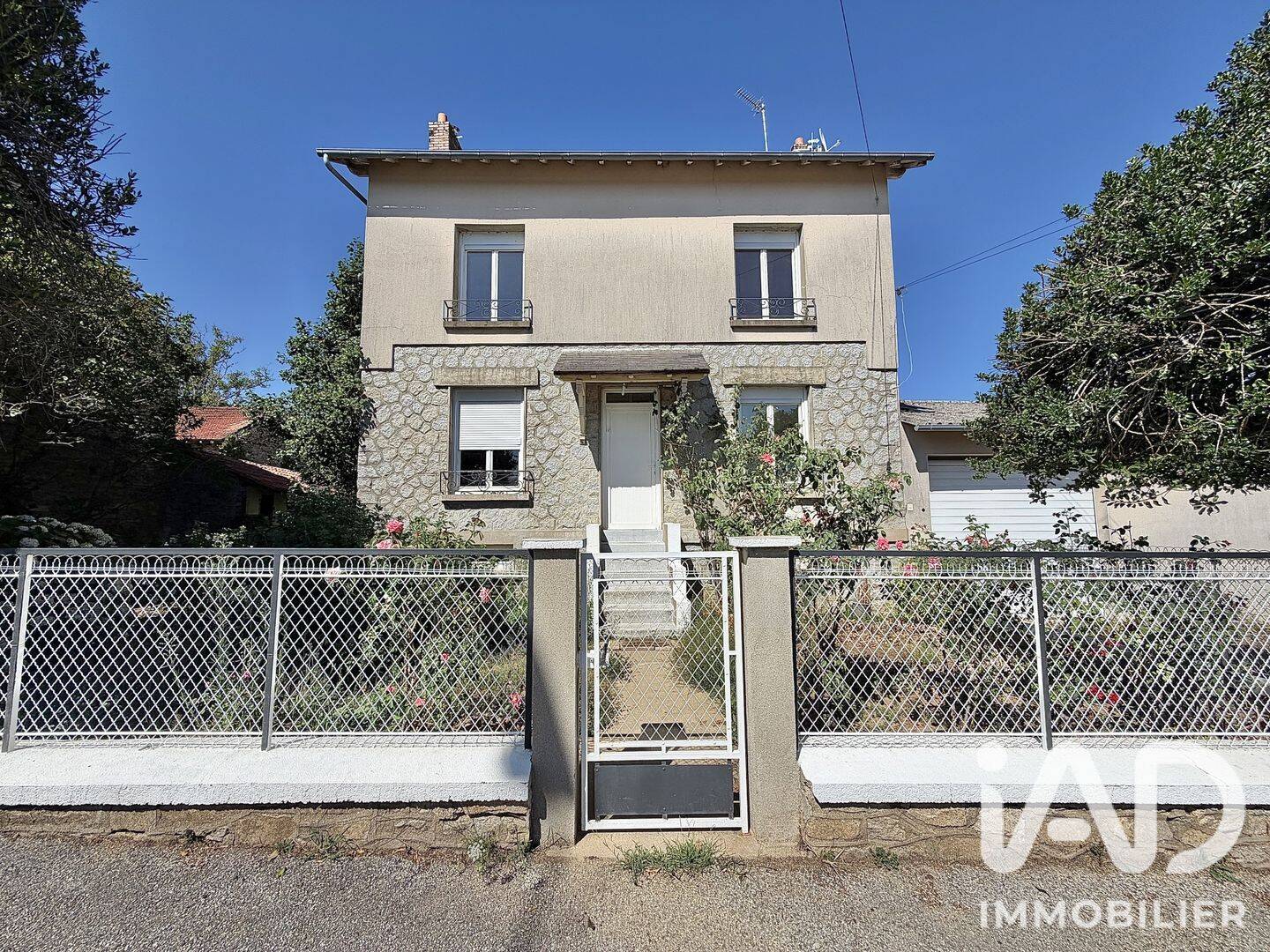 Maison 6 pièces 102 m² · à Linards · 102 m² · 129 000 €