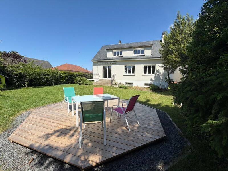 Maison 7 pièces 140 m² · à Orléans · 140 m² · 441 000 €