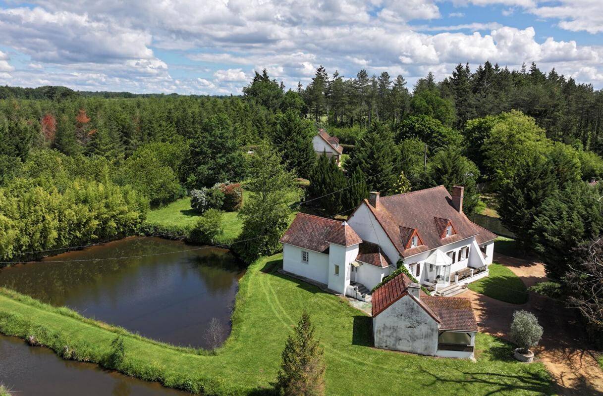 Maison 5 pièces 220 m² · à Avermes · 220 m² · 285 000 €