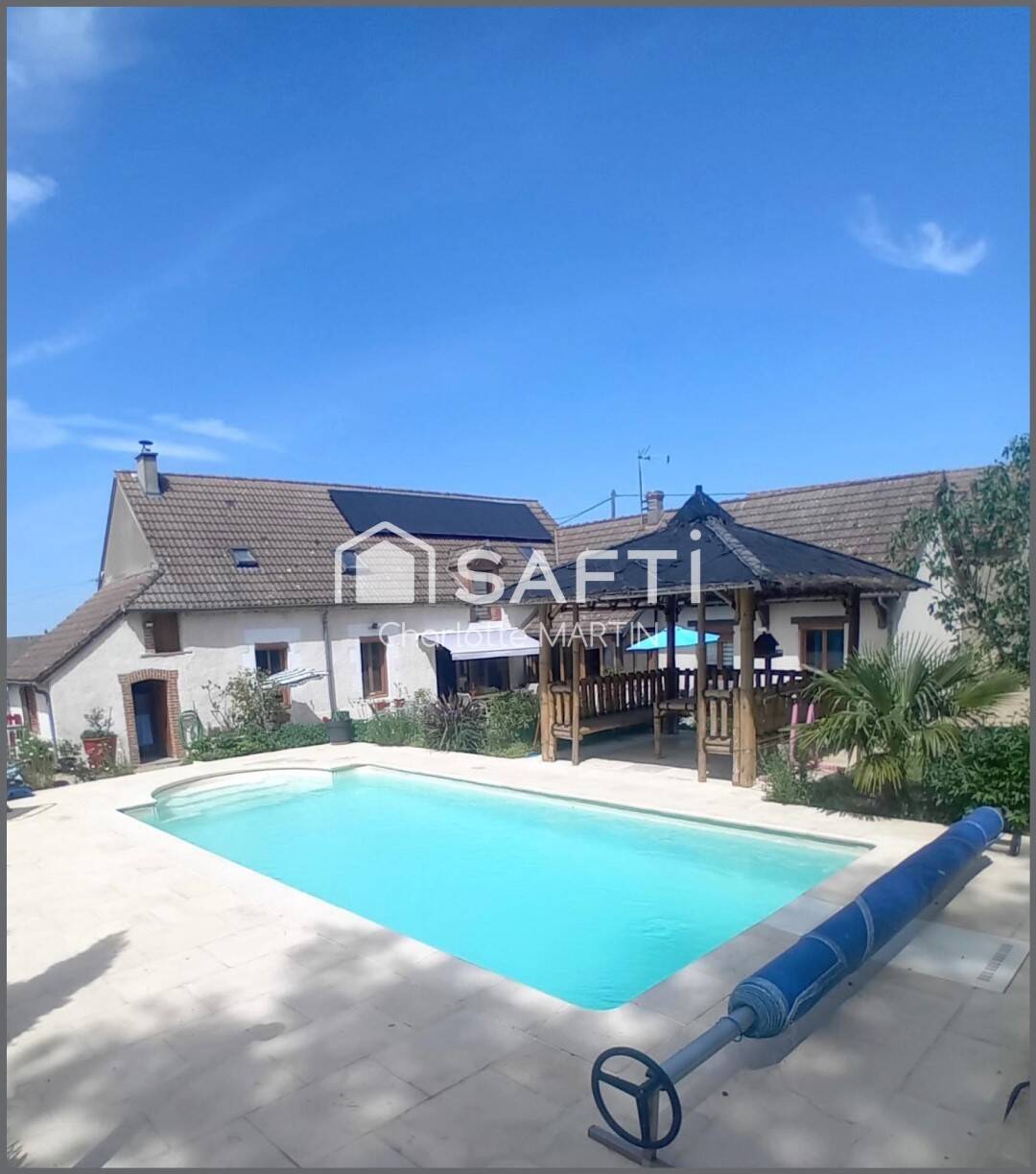 Maison 7 pièces 172 m² · à Genouilly · 172 m² · 226 000 €