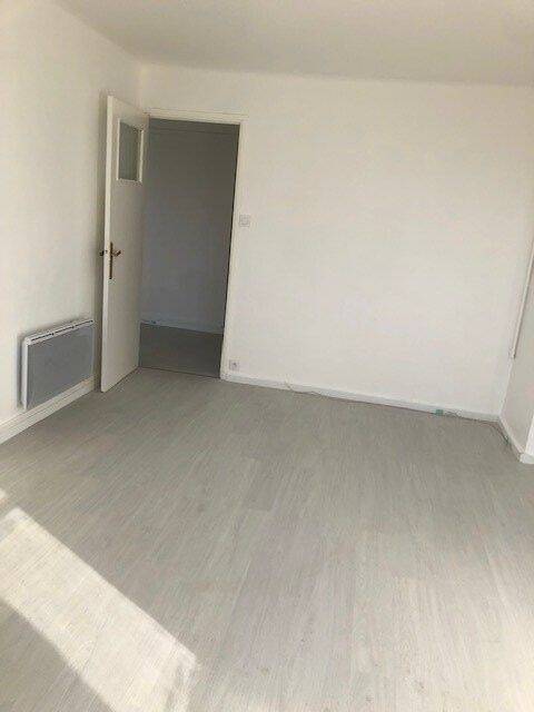 Appartement 3 pièces 65 m² · à Marseille 3ème Arrondissement · 65 m² · 930 €