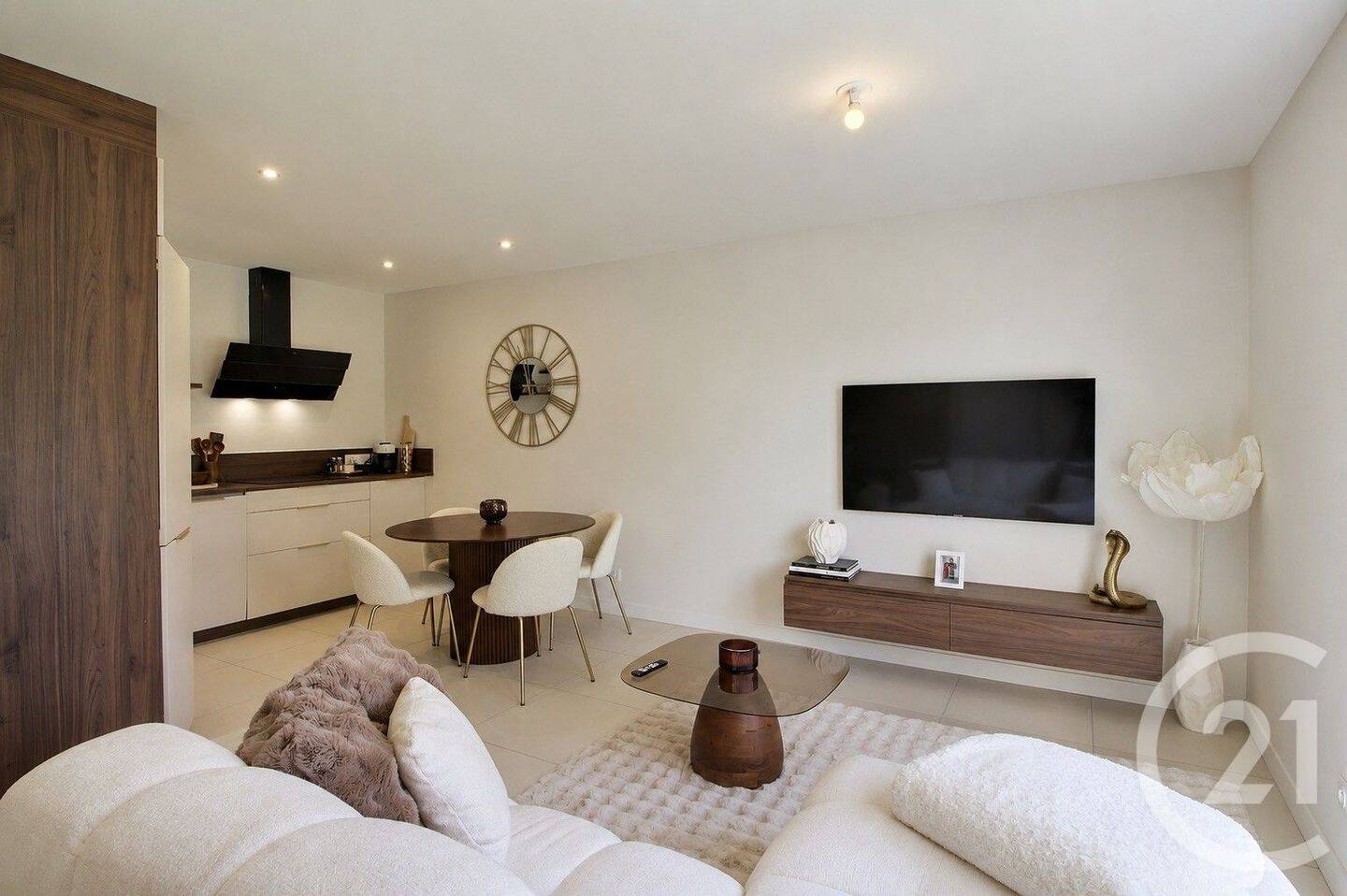 Appartement 3 pièces 68 m² · à Messery · 68 m² · 1 850 €