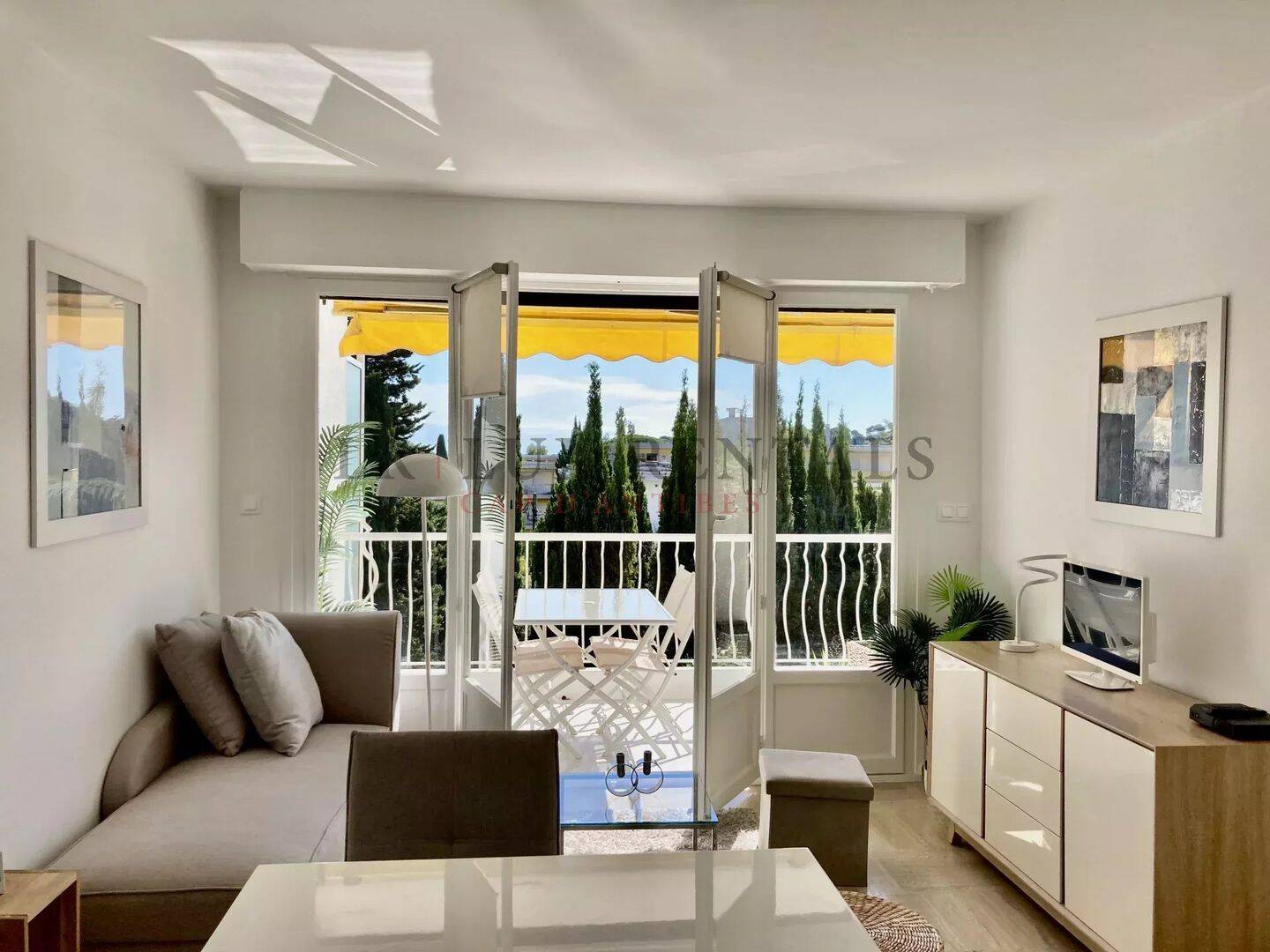 Appartement 2 pièces 50 m² · à Antibes · 50 m² · 1 200 €/mois