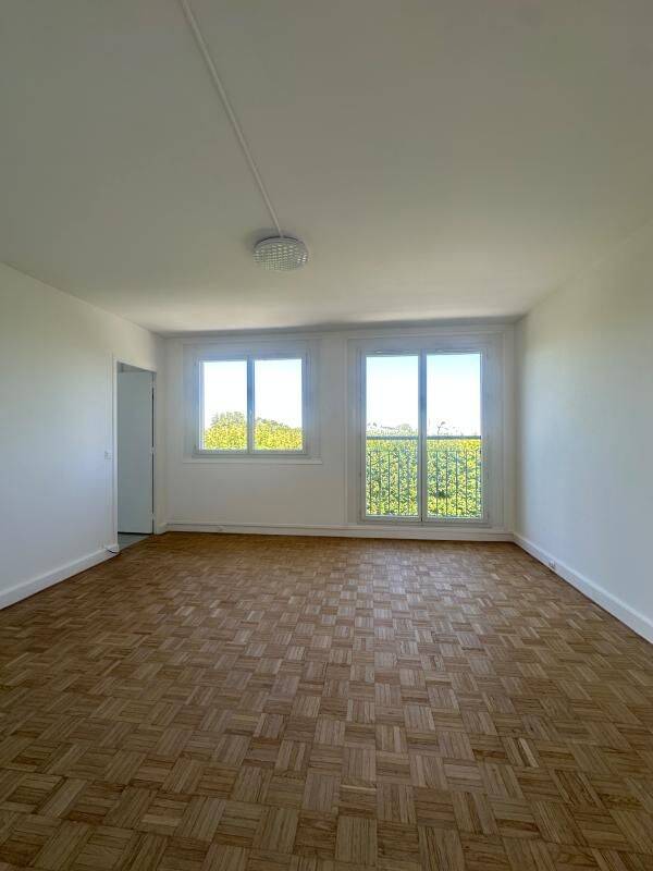 Appartement 2 pièces 42 m² · à Saint-Cloud · 42 m² · 1 300 €/mois