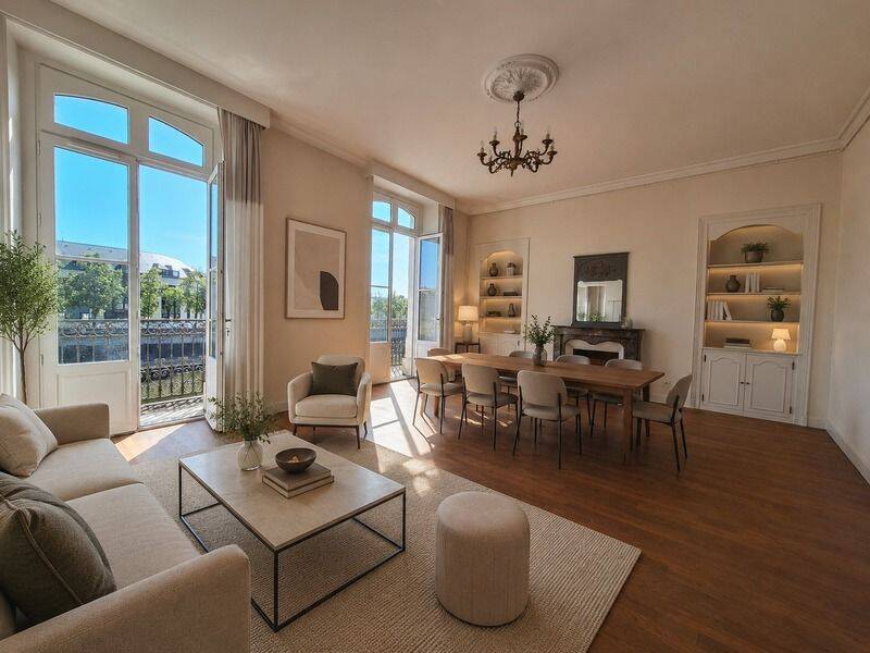 Appartement 5 pièces 105 m² · à Laval · 105 m² · 241 000 €