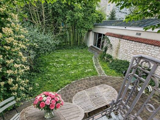 Maison à vendre 875 000 € 9 pièces 4 chambres 200 m² 298 m² de terrain Centre Ville Reims 51100