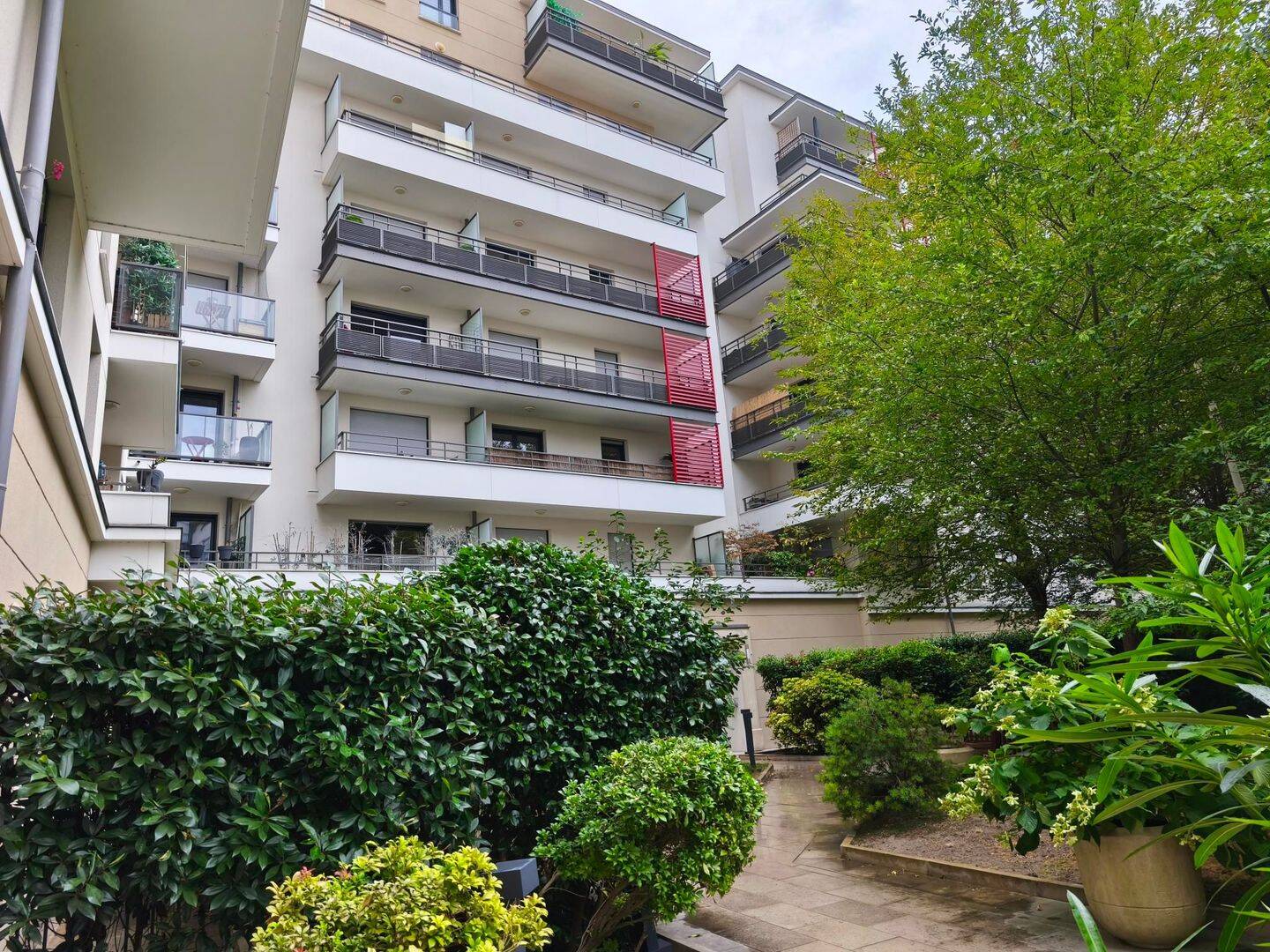 Appartement 2 pièces 49 m² · à Bois-Colombes · 49 m² · 397 000 €