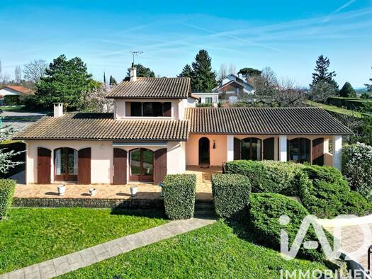 Maison à vendre 635 000 € 5 pièces 3 chambres 180 m² 1 186 m² de terrain Vurey Genas 69740