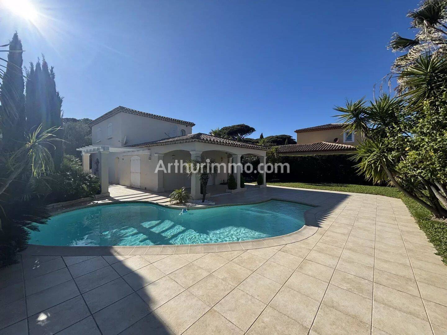 Maison 5 pièces 81 m² · à Sainte-Maxime · 81,2 m² · 1 417 500 €