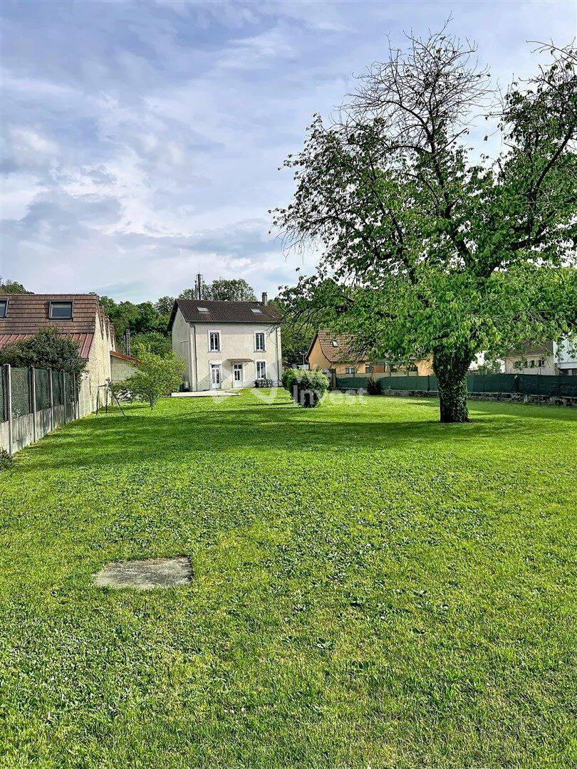 Maison 7 pièces 176 m² · à Saint-Clair-de-la-Tour · 176 m² · 320 000 €
