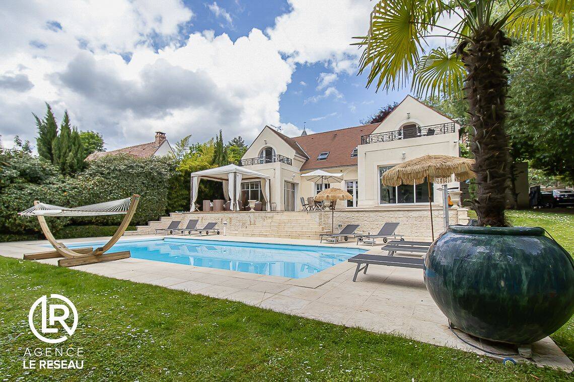 Maison 7 pièces 230 m² · à Montmorency · 230 m² · 995 000 €