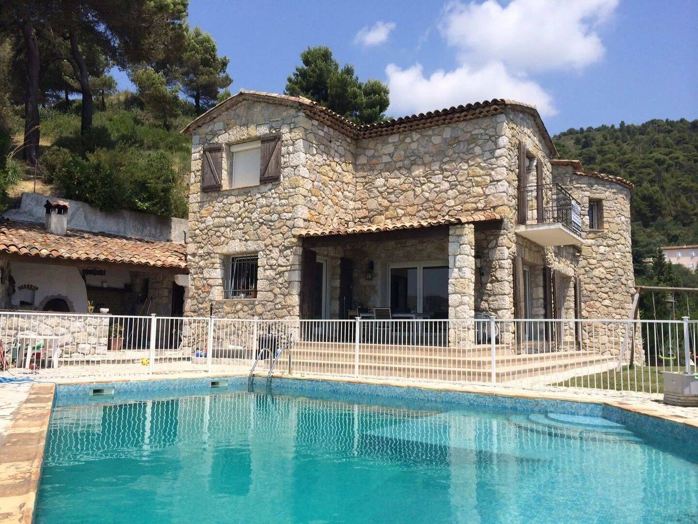 Maison 7 pièces 200 m² · à Tourrette-Levens · 200 m² · 1 150 000 €