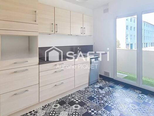 Appartement à vendre 189 000 € 2 pièces 1 chambre 44 m² RDC Saint Maurice-Fetilly La Rochelle 17000