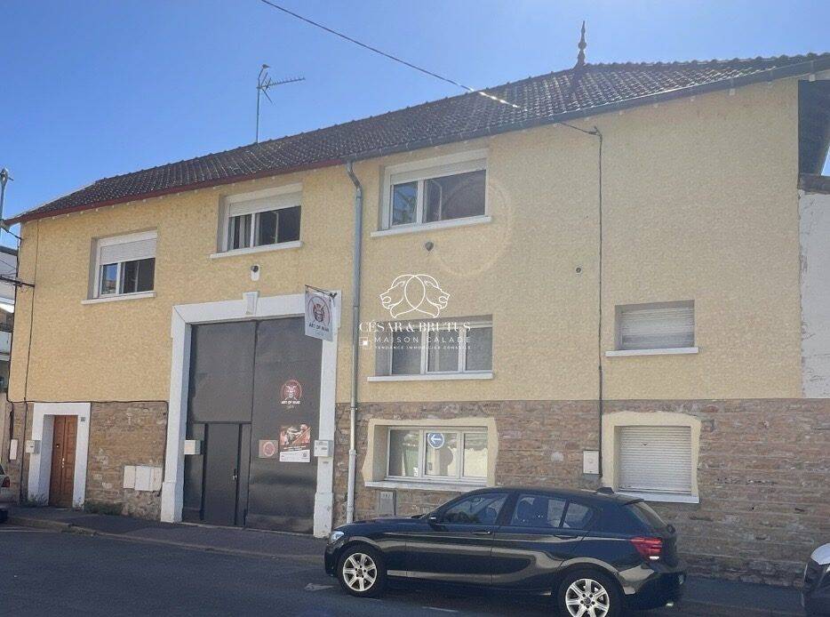 Appartement 4 pièces 122 m² · à Villefranche-sur-Saône · 121,7 m² · 179 000 €