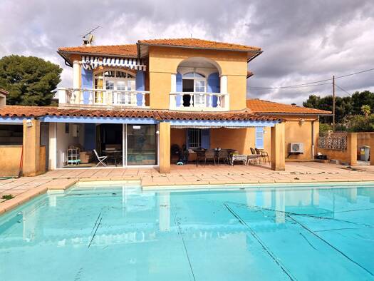 Maison à vendre 1 190 000 € 6 pièces 5 chambres 170 m² 670 m² de terrain Clos des Plages-Peymian La Ciotat 13600