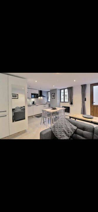 Appartement 2 pièces 42 m² · à Salon-de-Provence · 42 m² · 1 055 €