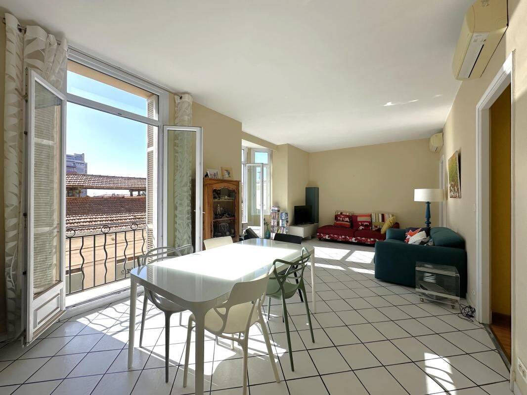 Appartement 4 pièces 109 m² · à Roquebrune-Cap-Martin · 109,1 m² · 490 000 €