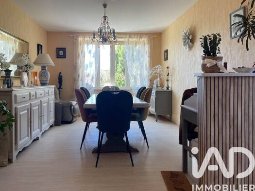 Appartement à vendre 149 000 € 4 pièces 2 chambres 95 m² Étage 1/2 Montbazens 12220