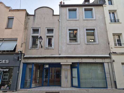 Espace bureau à louer 6 528 € 480 m² de bureaux Centre Ville Montargis 45200