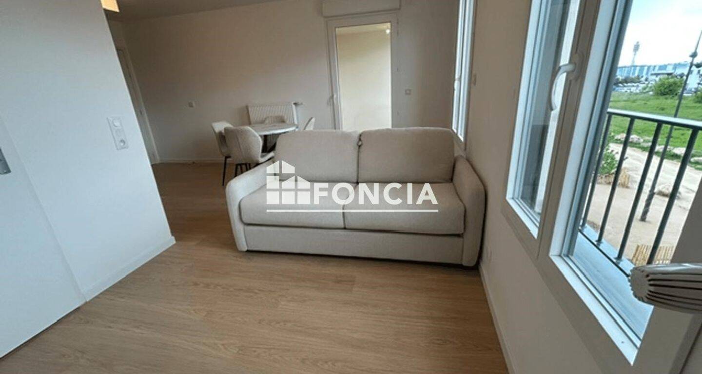 Appartement 1 pièce 28 m² · à Ormesson-sur-Marne · 27,5 m² · 830 €