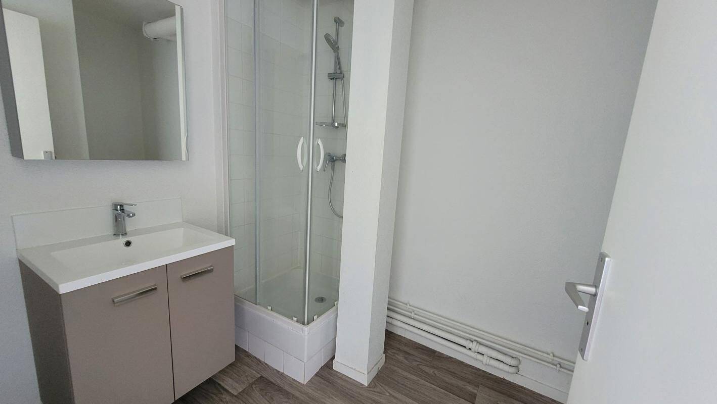 Appartement 1 pièce 23 m² · à Montluçon · 23 m² · 328 €
