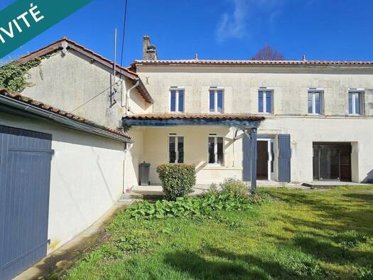 Maison à vendre 200 000 € 4 pièces 3 chambres 132 m² 317 m² de terrain Barbezieux-Saint-Hilaire 16300