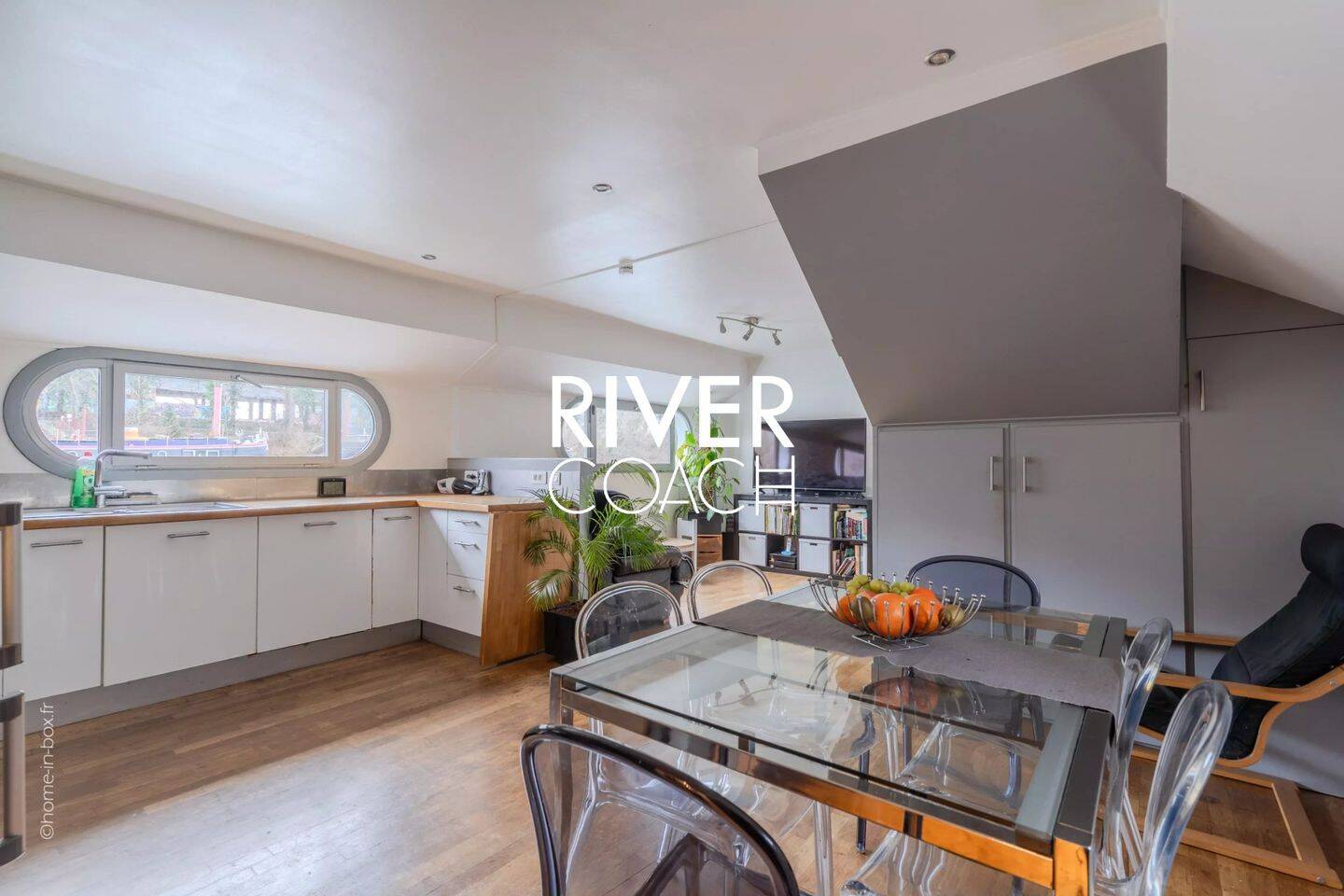 Appartement 7 pièces 155 m² · à Villeneuve-la-Garenne · 155 m² · 435 000 €