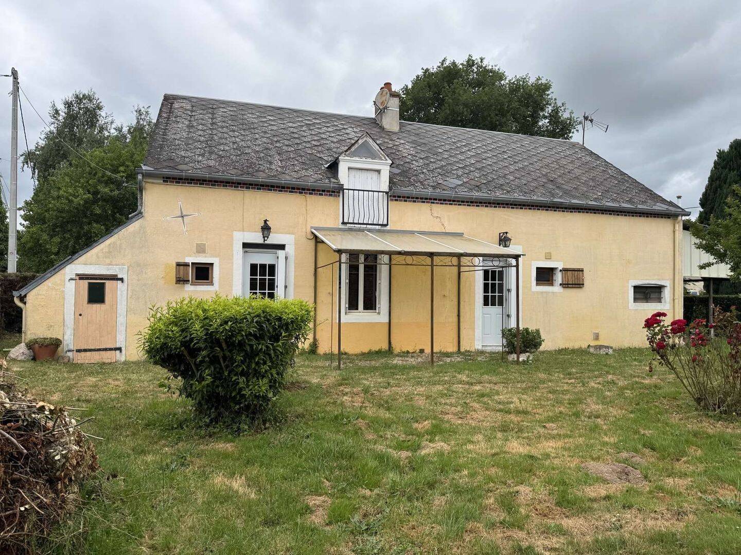 Maison 2 pièces 94 m² · à Saint-Saturnin · 94 m² · 62 300 €