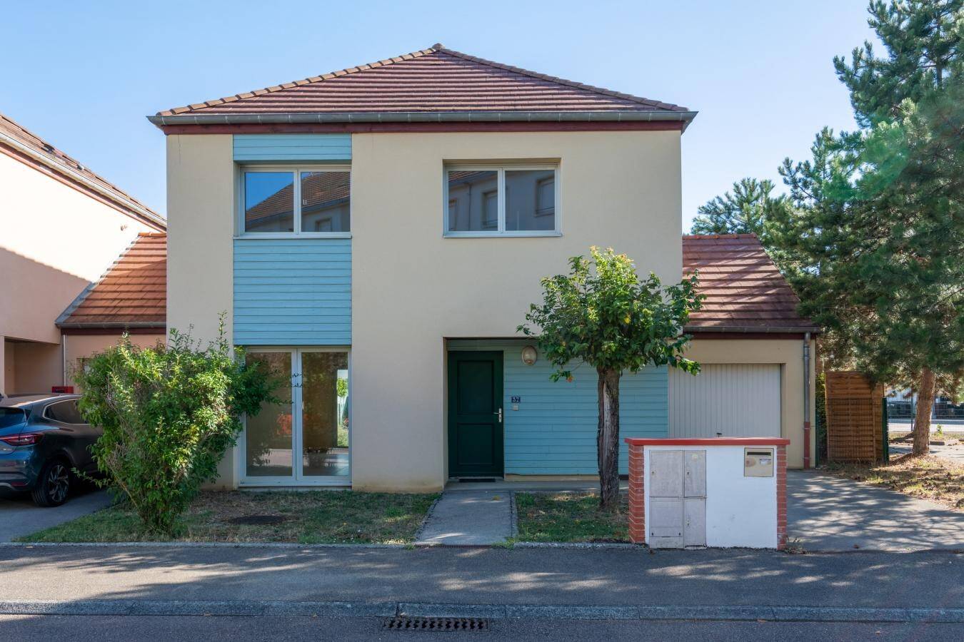Maison 4 pièces 100 m² · à Dijon · 100 m² · 1 250 €